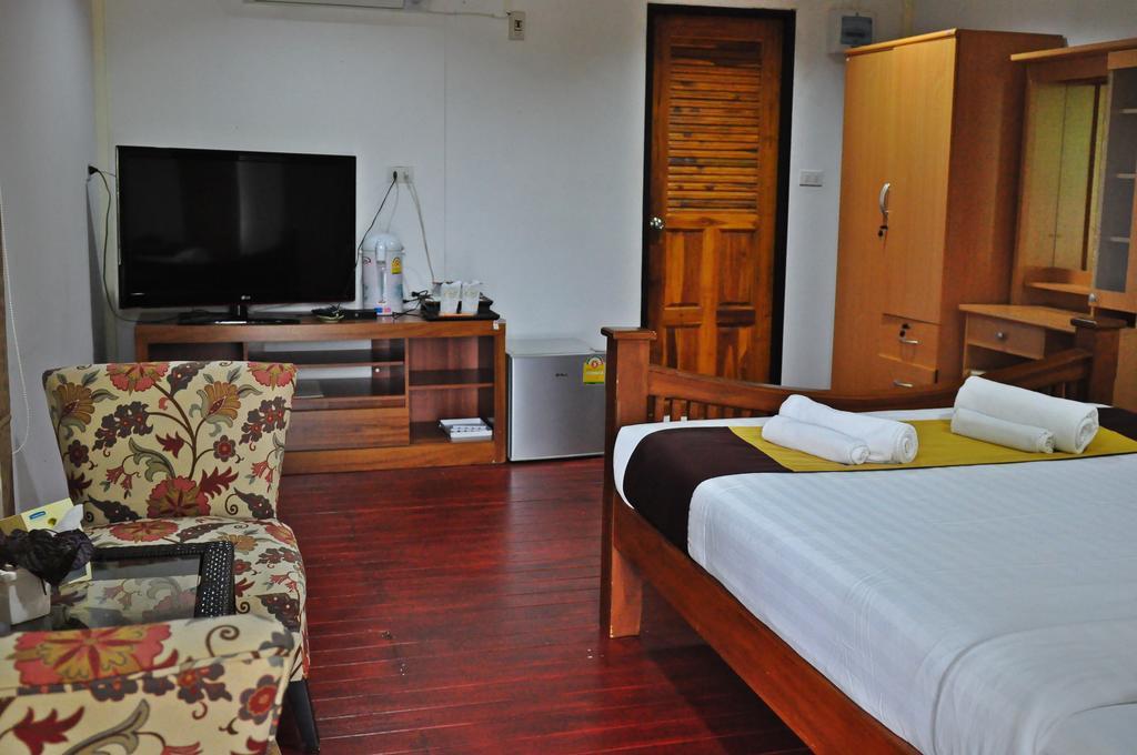 111 Resort & Spa Ban Tha Ramat Екстериор снимка